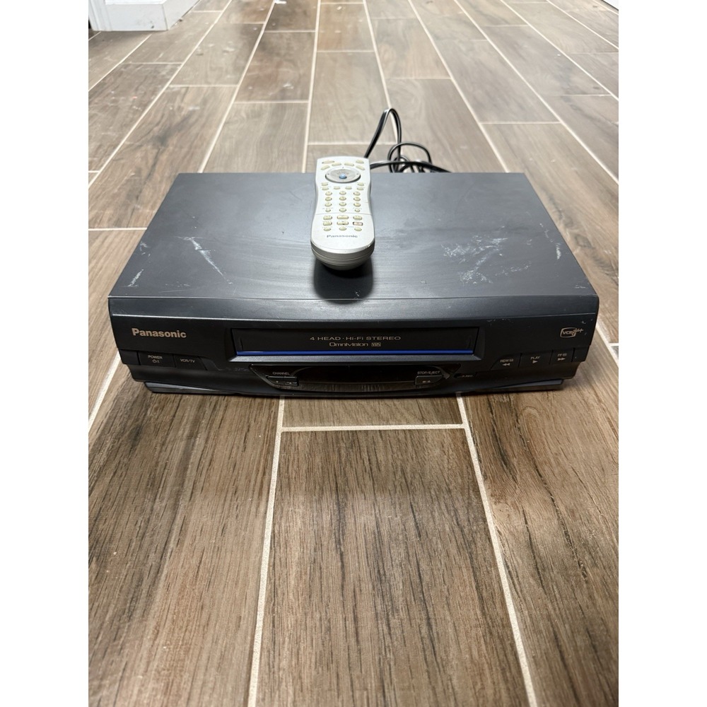 Panasonic PV-V4520 Omnivision 4 Head Hi-Fi VCR VHS Player W/ Remote TESTED